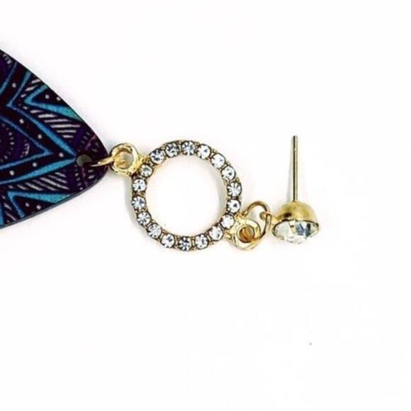 NWT Gold-Tone Rhinestone Painted Wood Dangle Earrings - Picture 4 of 8